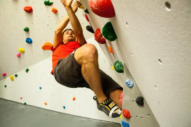 Foto Bouldern in der Kletterhalle